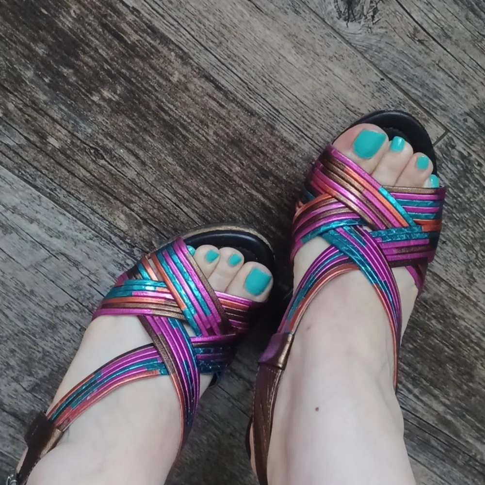 Donald J Pliner wedge sandals